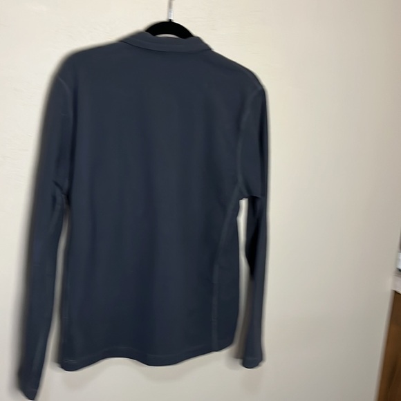 The North Face 1/2 zip pullover Top - Picture 4 of 7